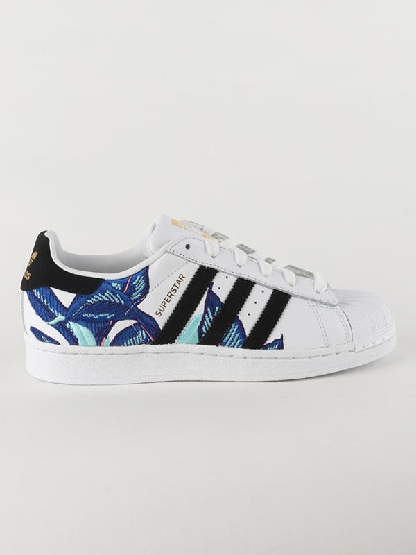 Boty adidas Originals Superstar W Barevná