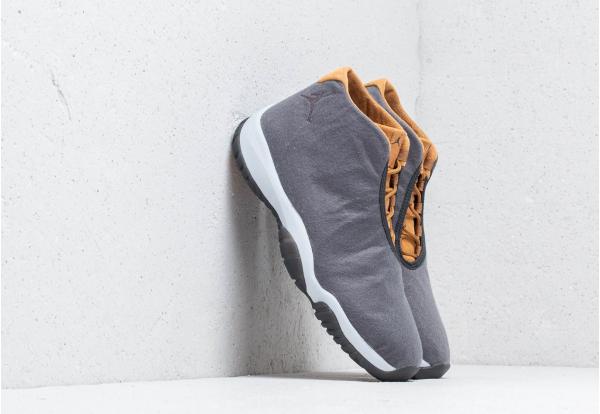 Air Jordan Future Dark Grey/ Dark Grey-Wheat Gris Fonce/ Bleat/ Gris Fonce
