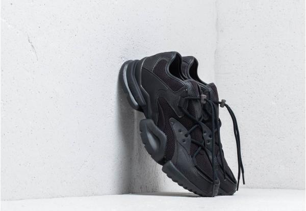 Reebok Run_R 96 Black/ Gold