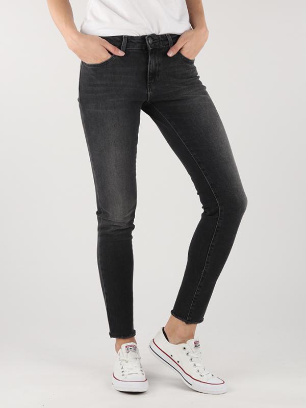 Džíny Wrangler Skinny Winter Black Černá