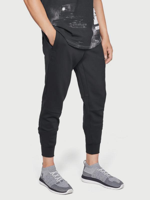 Tepláky Under Armour Perpetl Track Jogger Černá