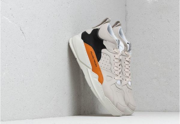 Filling Pieces Lay Up Icey Flow White