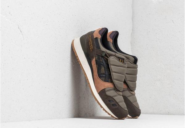 Asics x Limited Edt x SBTG Gel-Lyte III "Monsoon Patrol" Aloe/ Black