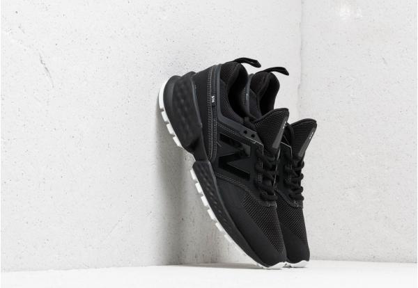 New Balance 574 Black