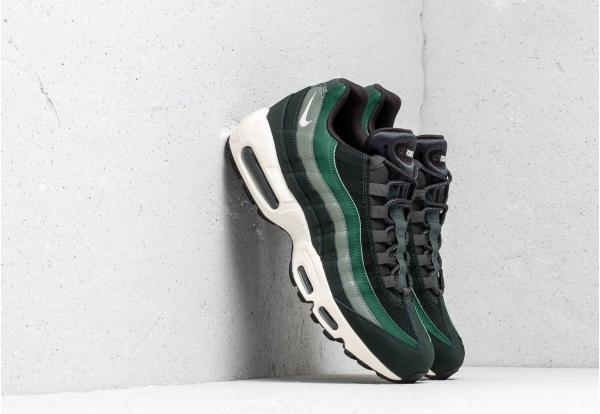 Nike Air Max 95 Essential Outdoor Green/ Sail-Fir-Vintage Lichen