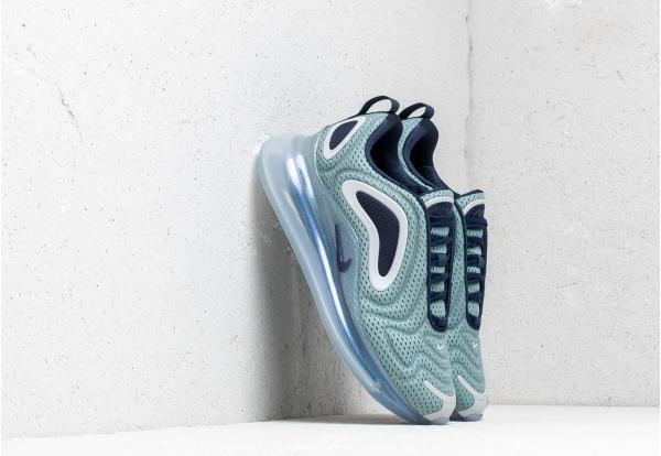 Nike W Air Max 720 Metallic Silver/ Midnight Navy