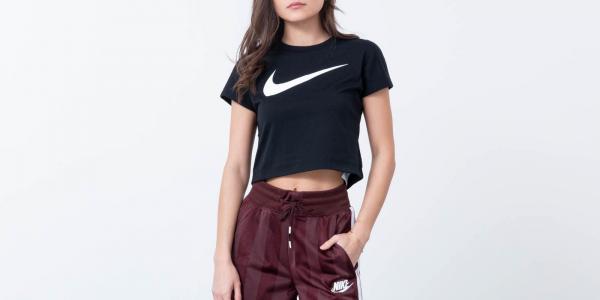 Nike Sportswear Swoosh Crop Top Black