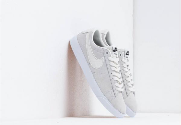 Nike Sb Zoom Blazer Low Gt Summit White/ Summit White-Obsidian