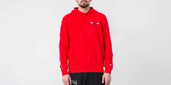 New Era NBA Stripe Piping Hoodie Chicago Bulls Front Door Red