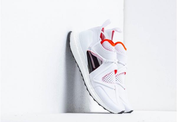 adidas Ultraboost T. S. Chalk White/ Core Black/ Solred