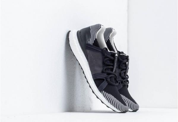 adidas x Stella McCartney Ultraboost Black-White / Black-White / Granite