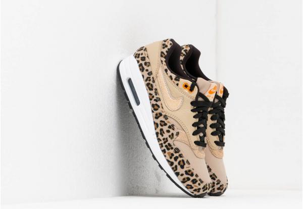 Nike W Air Max 1 Premium Desert Ore/ Orange Peel-Black-Wheat
