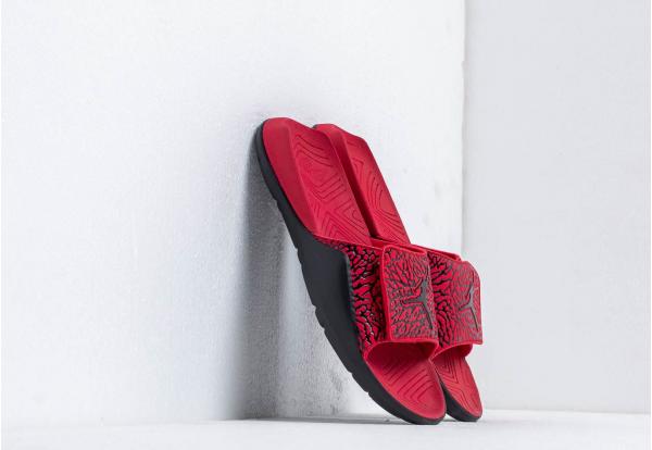 Jordan Hydro 7 V2 Black/ Black-Gym Red
