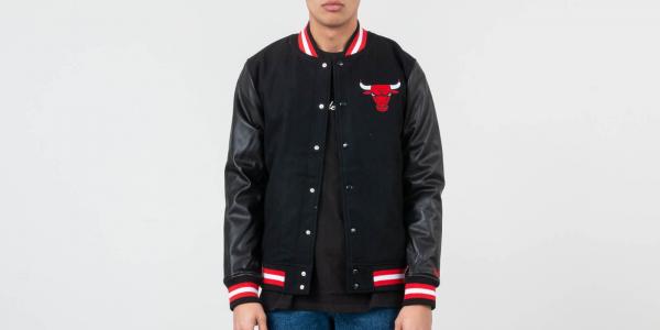 New Era NBA Chicago Bulls Varsity Jacket Black