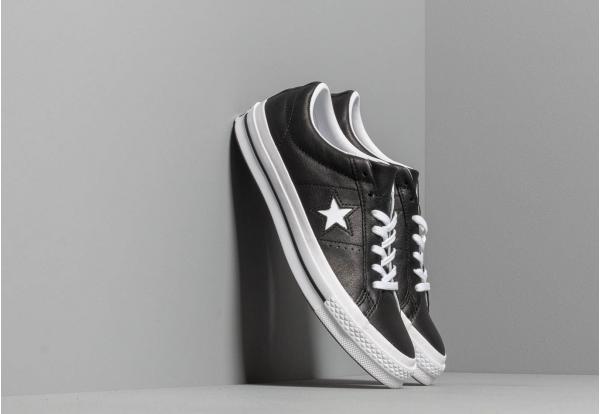 Converse One Star Black
