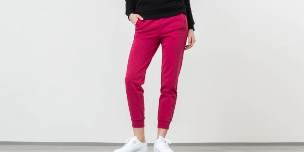 Carhartt WIP Script Embroidery Sweat Pant Tango/ Black