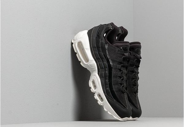 Nike Wmns Air Max 95 Se Black/ Black-Summit White-Platinum Tint