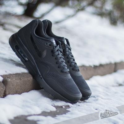 Nike Air Max 1 Ultra Essential Black/Black-Black