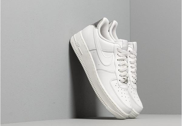 Nike Wmns Air Force 1 '07 Essential Platinum Tint/ Platinum Tint-Summit White