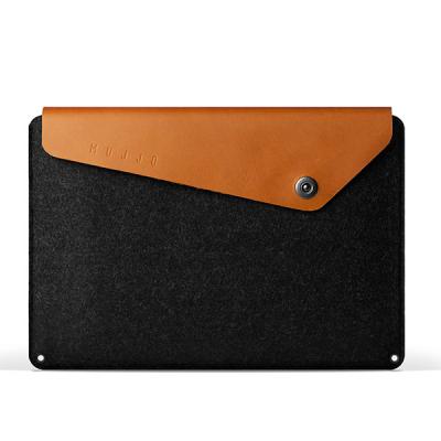Mujjo 15" Macbook Air & Pro Retina sleeve Tan