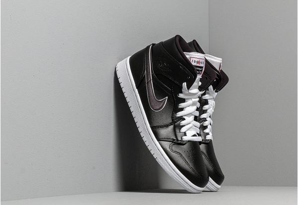 Air Jordan 1 Mid Se Black/ Black-White