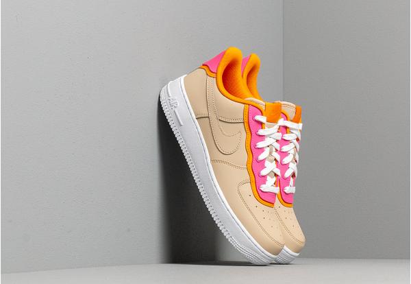 Nike Wmns Air Force 1 '07 Se Desert Ore/ Desert Ore-Laser Fuchsia