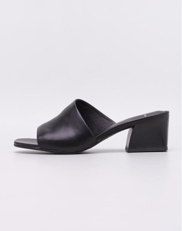 Vagabond Bella Black 37