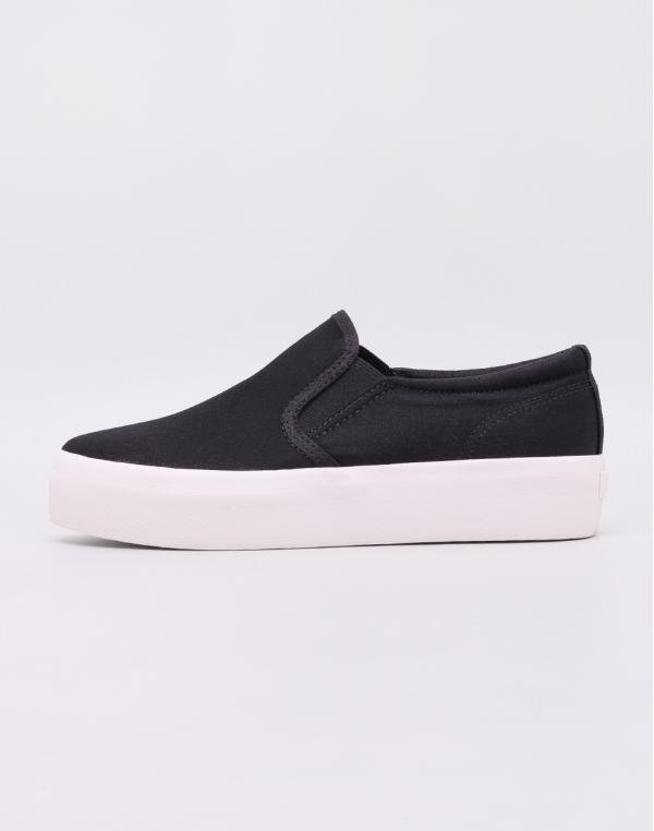 Vagabond Peggy Black 37