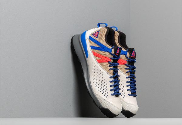 Nike Okwahn II Sail/ Racer Blue-Racer Pink-Desert