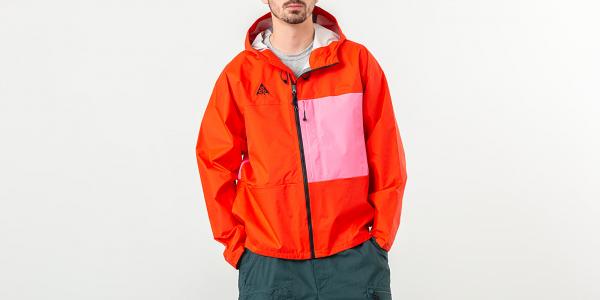 Nike NRG ACG 2.5L Packable Jacket Habanero Red/ Lotus Pink