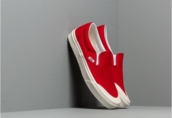 Vans Classic Slip-On 138 Tango Red