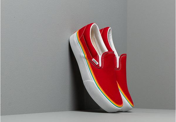 Vans Classic Slip-On Platform (Rainbow Foxing) Tango Red/True White