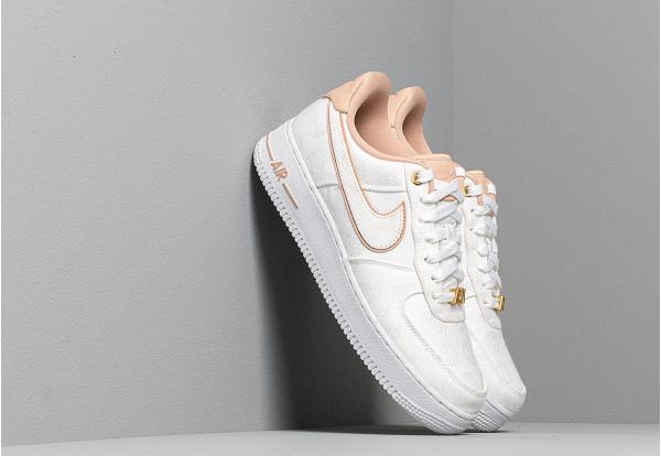 Nike Wmns Air Force 1 '07 Lx White/ Bio Beige-White-Metallic Gold