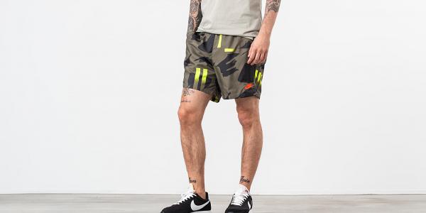 Nike Sportswear Woven Festival Short Medium Olive/ Bright Crimson