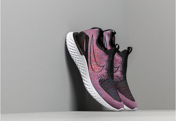 Nike Epic Phantom React Flyknit Black/ Black-University Red-Hyper Jade