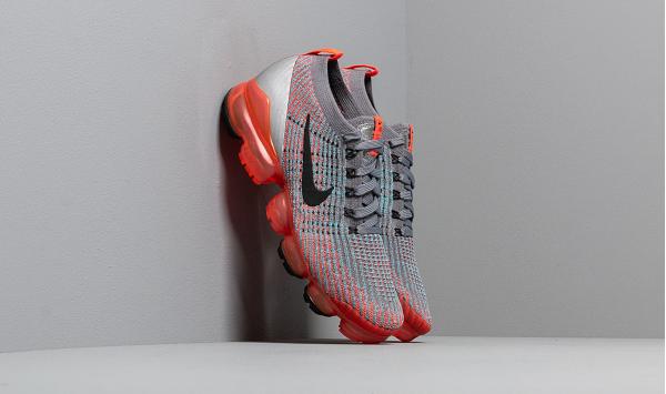 Nike W Air Vapormax Flyknit 3 Flash Crimson/ Black-Cool Grey-Blue Fury