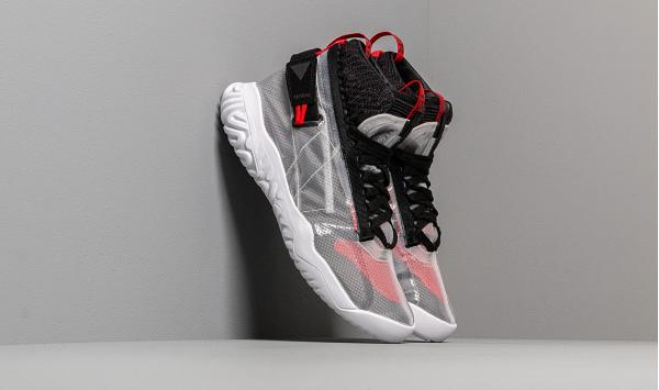 Jordan Apex-Utility Black/ Black-University Red-White