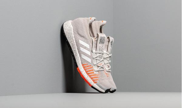 adidas PulseBOOST HD w Grey One F17/ Ftwr White/ Hi-Res Coral