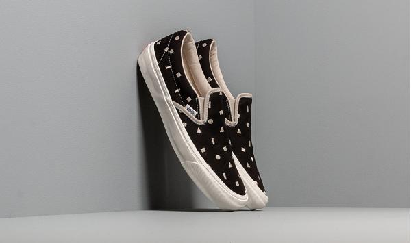 Vans OG Slip-On LX (Canvas/ Embroied) Black/ White