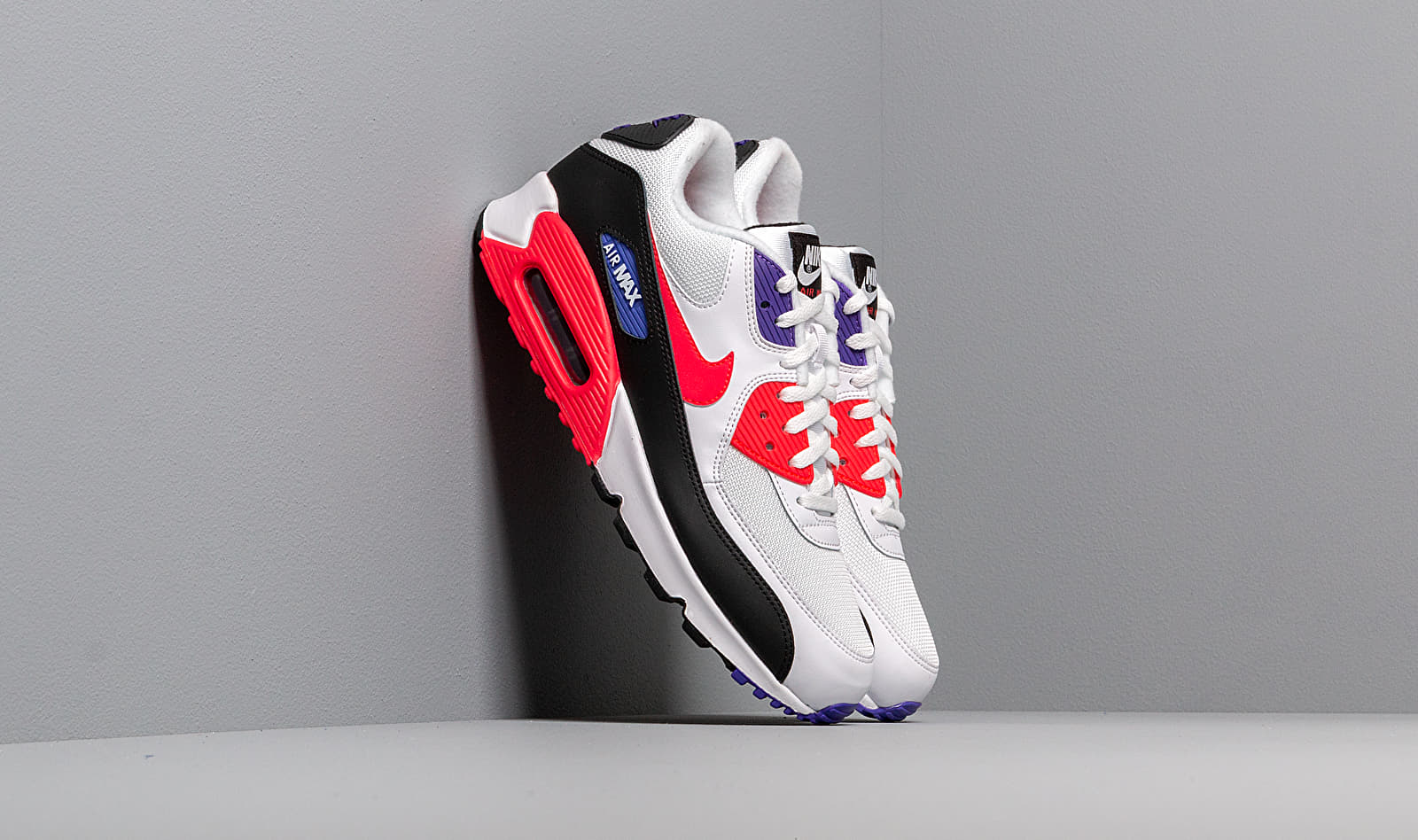 Nike Air Max 90 Essential White Red Orbit Psychic Purple Black Pánské Nike Air Max 90 42 Bílá Footshop