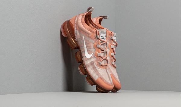 Nike Wmns Air Vapormax 2019 Rose Gold/ Summit White-Moon Particle