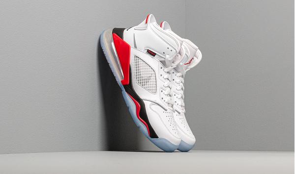 Jordan Mars 270 (GS) White/ Reflect Silver-Fire Red-Black