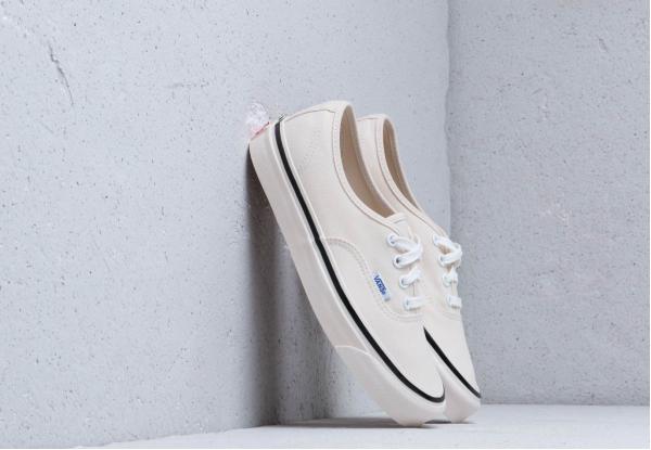 Vans Authentic 44 DX Classic