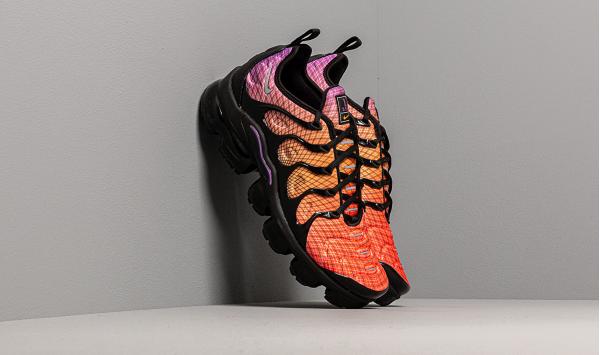 Nike Air Vapormax Plus Bright Crimson/ Reflect Silver