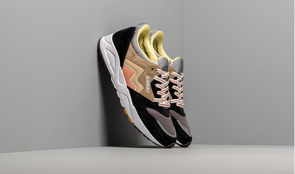 Karhu Aria Jet Black/ Taos Taupe