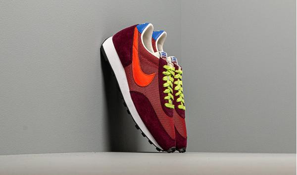 Nike Daybreak Cedar/ Team Orange-Night Maroon