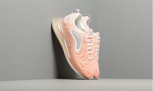 Nike W Air Max 720 Bleached Coral/ Summit White