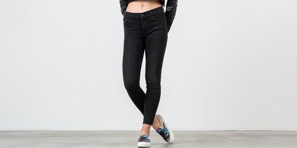 Levi's® Innovation Super Skinny Jeans Black
