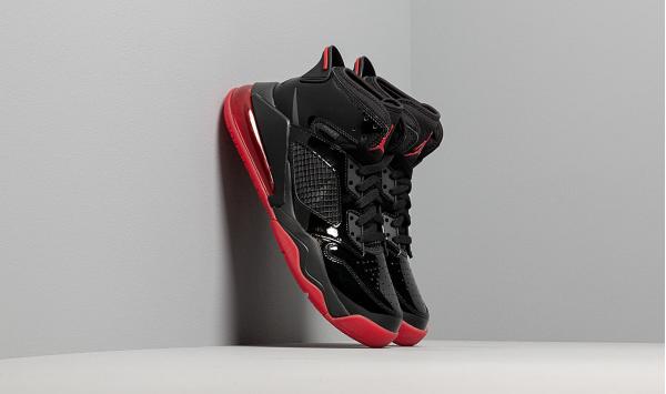 Jordan Mars 270 Black/ Anthracite-Gym Red