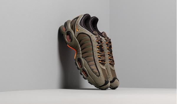 Nike Air Max Tailwind Iv Se Cargo Khaki/ Total Orange-Black